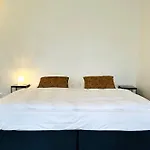 Linden Apartment- 4 Personen- Waschmaschine- Parkplatz شقة